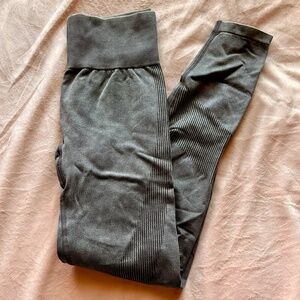 PINK Washed Grey Leggings XS